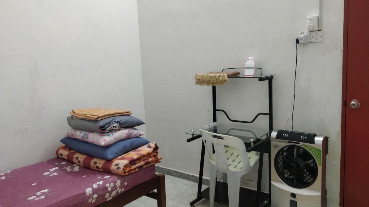 Homestay Budget Lenggong Kampong Ulu Jepai Экстерьер фото